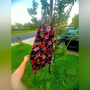 Spaghetti strap, Navy, floral, summer dress!